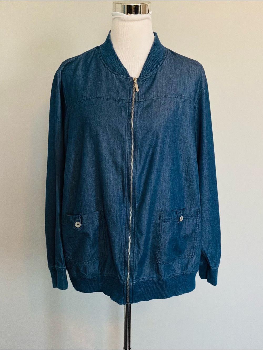 Alfred Dunner Lightweight Blue Zip Up Soft Chambry Bomber Jacket Womens Size 18W